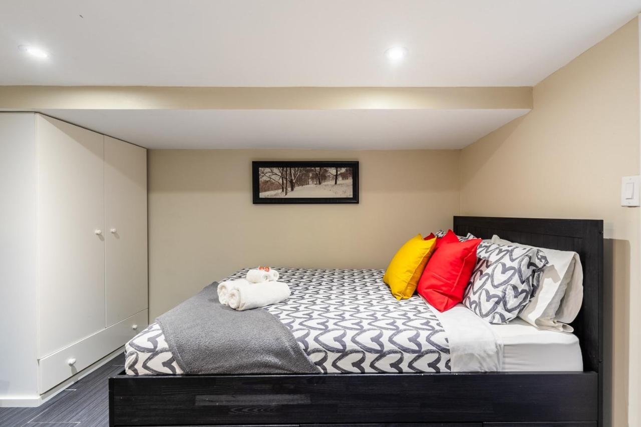 Newly Renovated - Cozy 1Br Apt With Netflix - Prime Location Τορόντο Εξωτερικό φωτογραφία